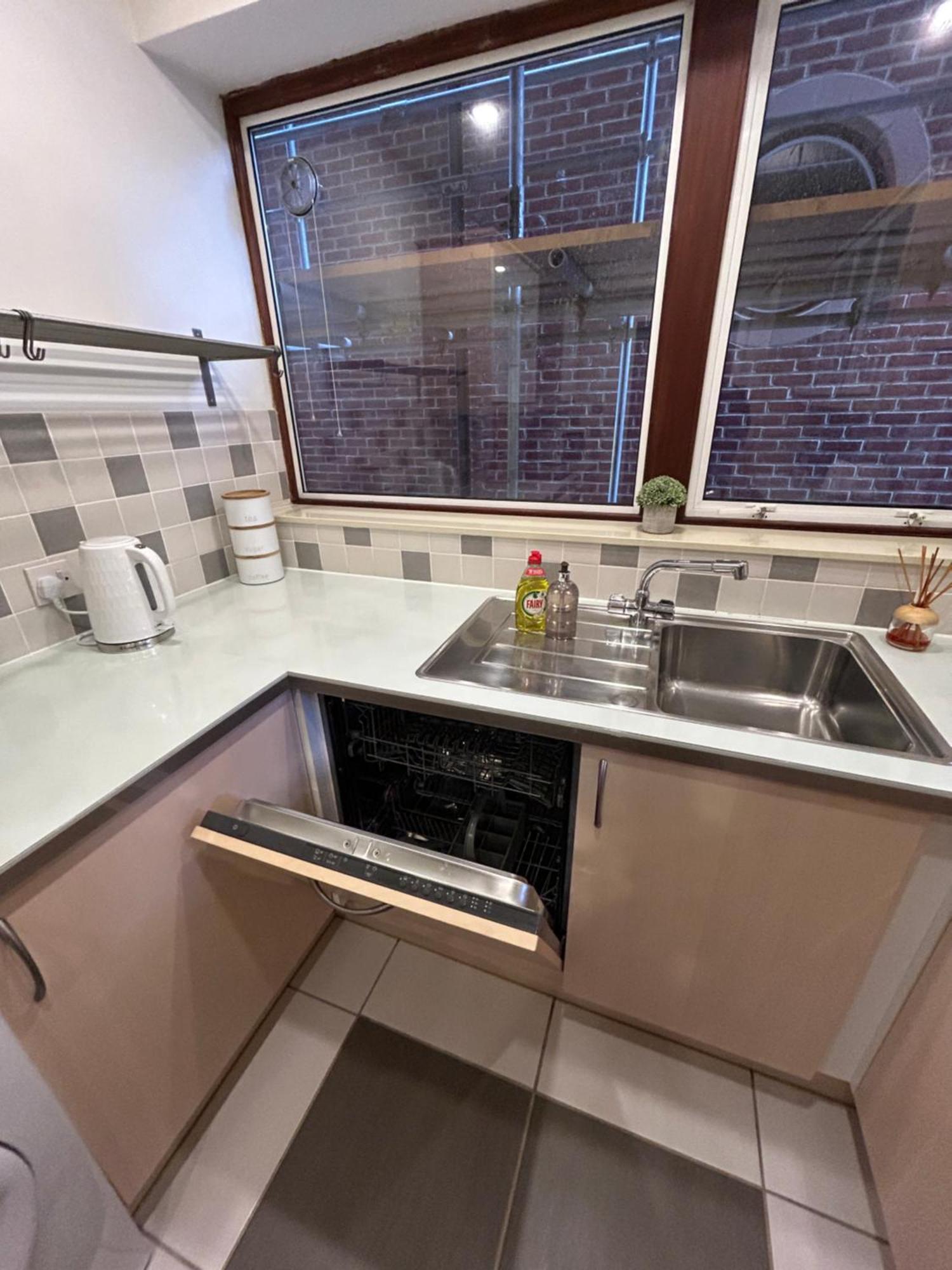 Spacious 3 Bedroom Apartment Close To Marina, 2 Parking Spaces, Kingsize Or Single Beds Southampton Eksteriør billede