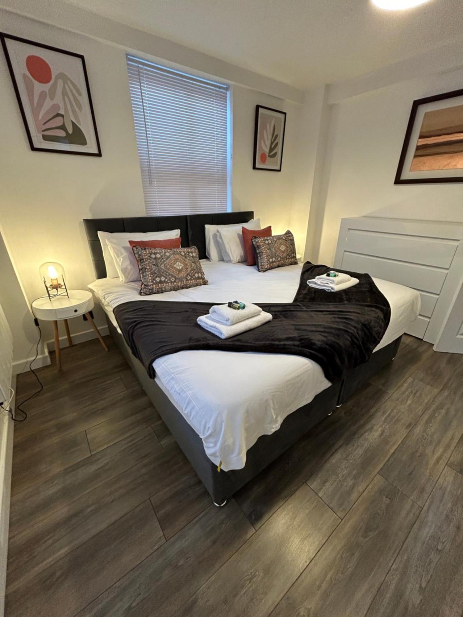 Spacious 3 Bedroom Apartment Close To Marina, 2 Parking Spaces, Kingsize Or Single Beds Southampton Eksteriør billede