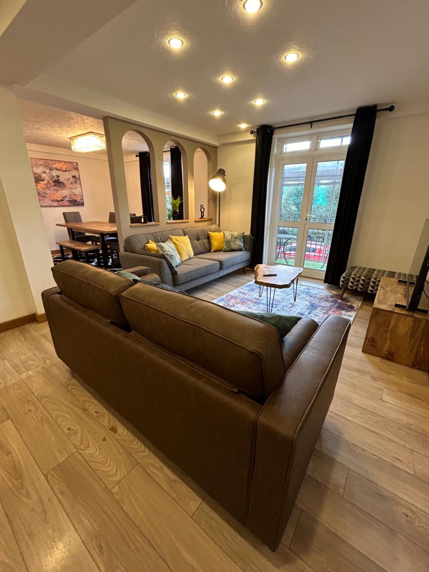 Spacious 3 Bedroom Apartment Close To Marina, 2 Parking Spaces, Kingsize Or Single Beds Southampton Eksteriør billede